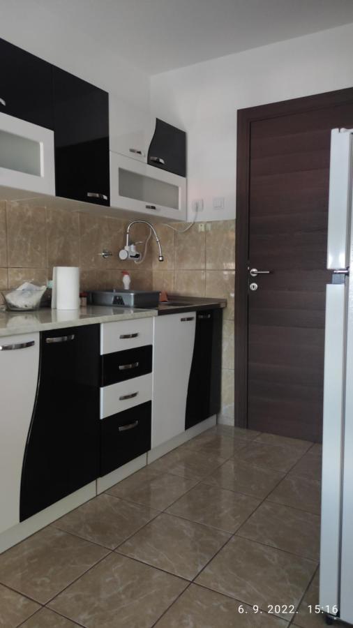 Centar_Park Apartment อารันเยโลวัคส์ ภายนอก รูปภาพ