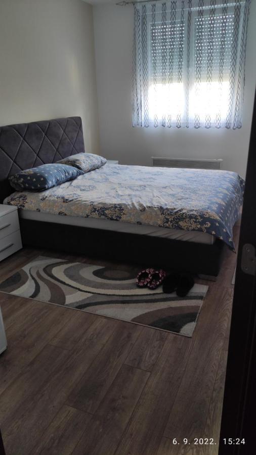 Centar_Park Apartment อารันเยโลวัคส์ ภายนอก รูปภาพ